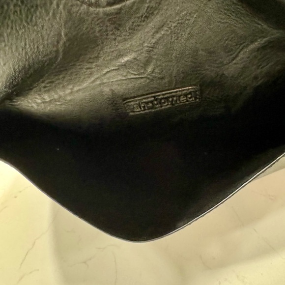 Ah Dorned classic messenger purse bag. Aztec strap. - Picture 5 of 11